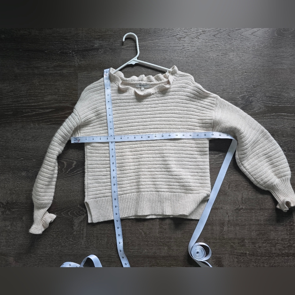Cream Ribbed Mock Neck Sweater - Unbranded